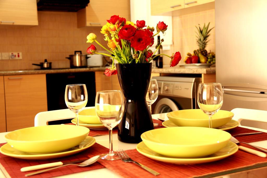 Photothea Apartments Protaras Luaran gambar