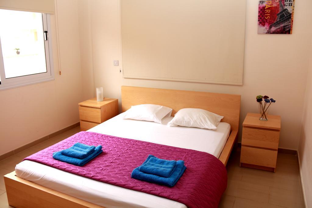 Photothea Apartments Protaras Luaran gambar