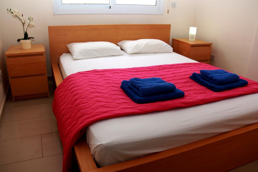Photothea Apartments Protaras Luaran gambar