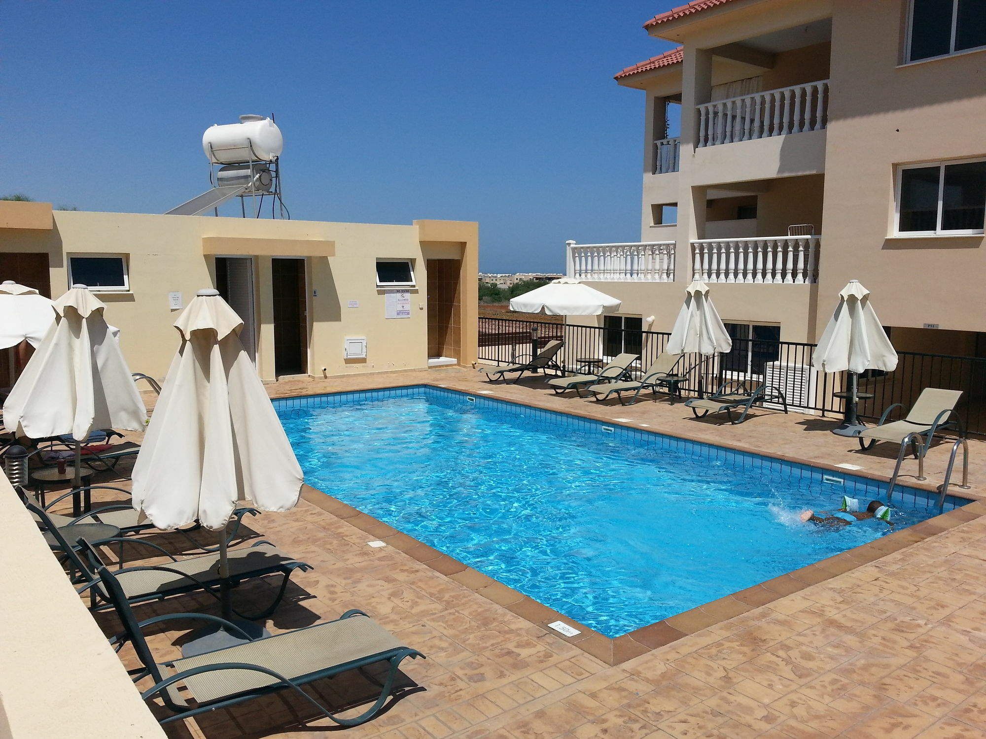 Photothea Apartments Protaras Luaran gambar